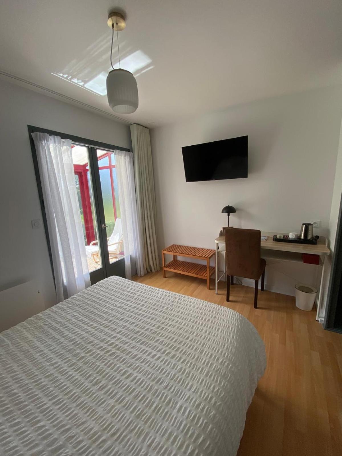 Hotel Les Voisins Beaucemaine Ploufragan Δωμάτιο φωτογραφία