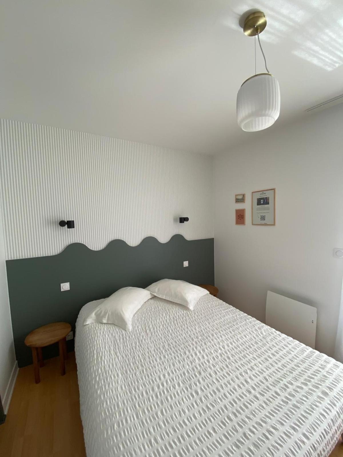 Hotel Les Voisins Beaucemaine Ploufragan Δωμάτιο φωτογραφία