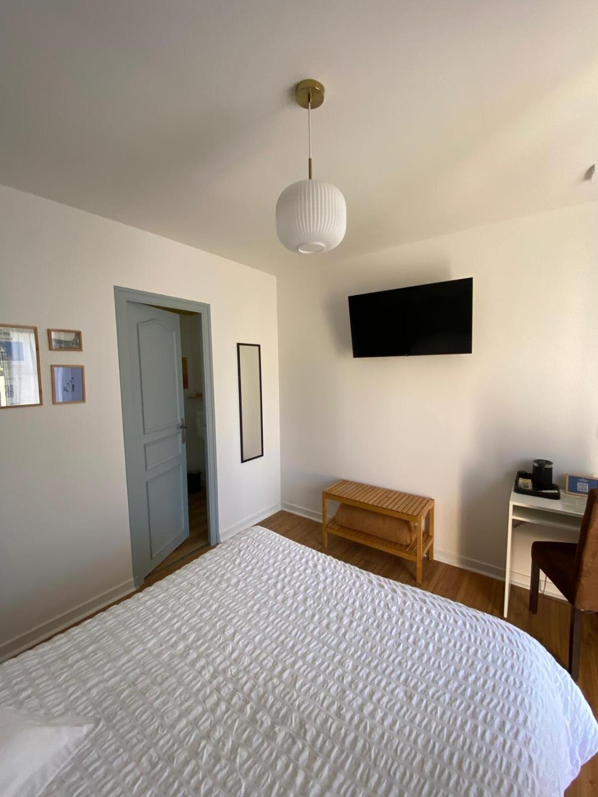 Hotel Les Voisins Beaucemaine Ploufragan Δωμάτιο φωτογραφία