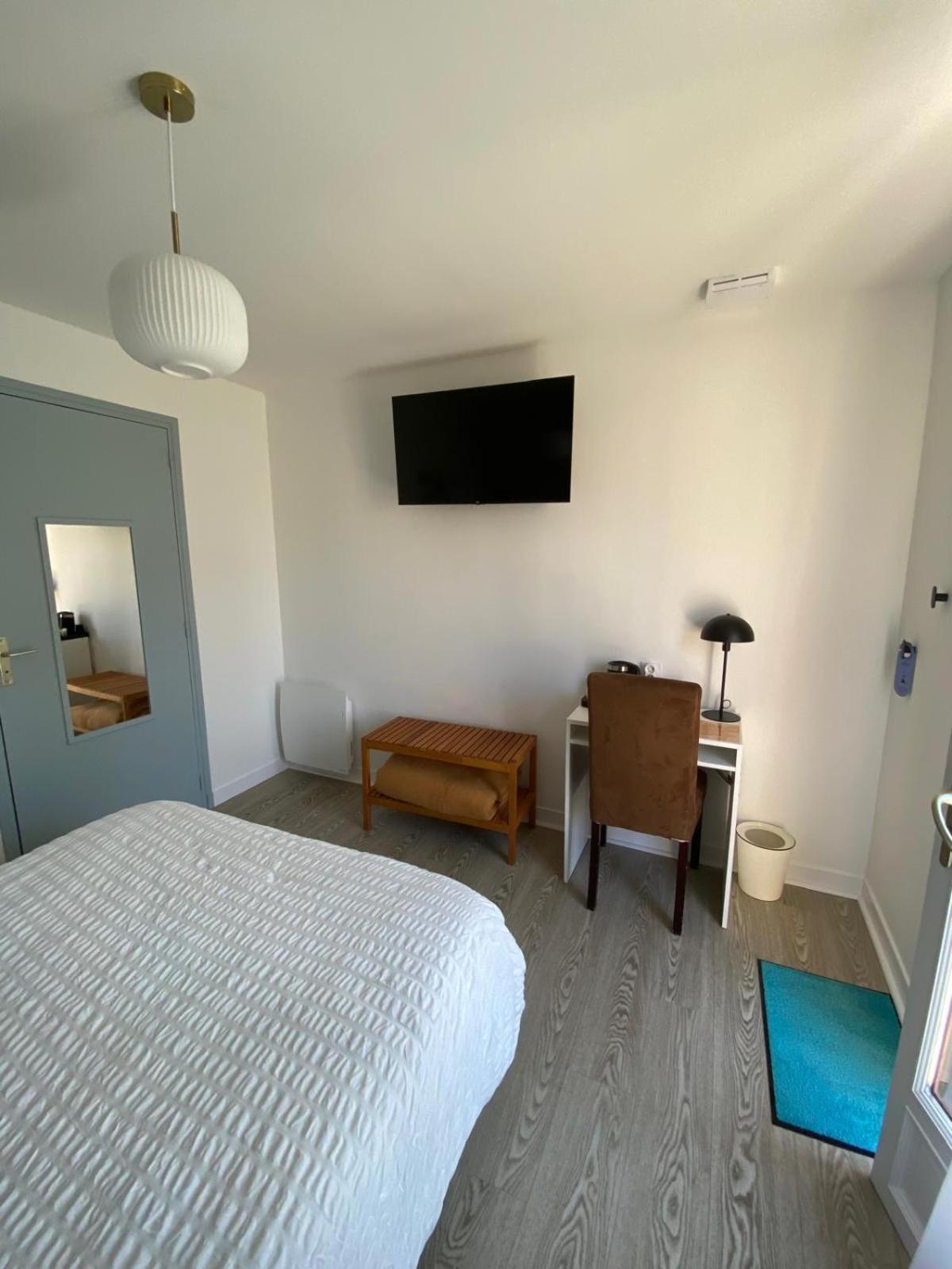 Hotel Les Voisins Beaucemaine Ploufragan Δωμάτιο φωτογραφία